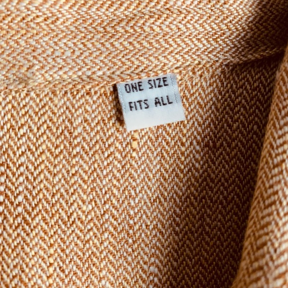 3/4 Length Tan Linen Jacket With 4 Buttons - Picture 2 of 7